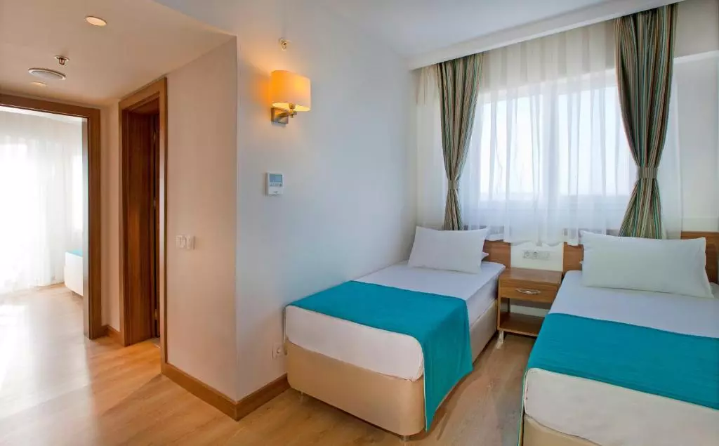 هتل گرند پارک لارا آنتالیا